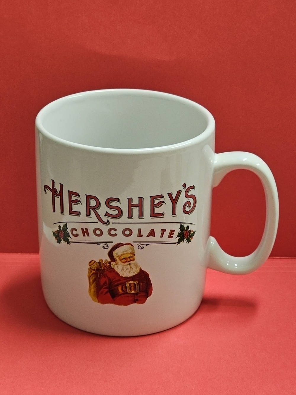 Hershey's Chocolate White Ceramic Holiday Large CHRISTMAS SANTA Mug